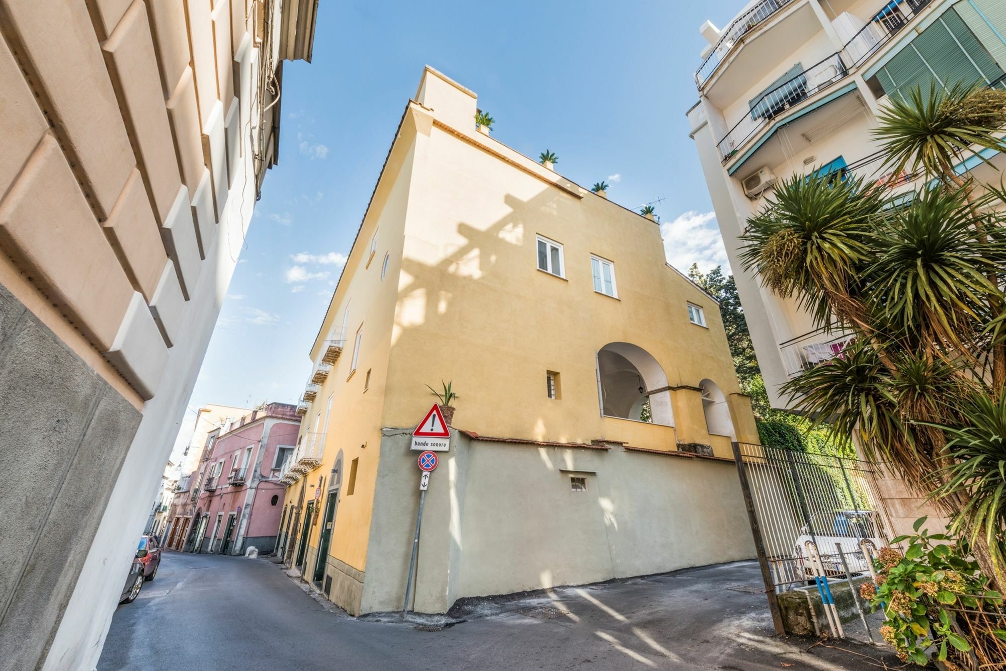 Palazzo Sassi Hotel Meta Exterior photo